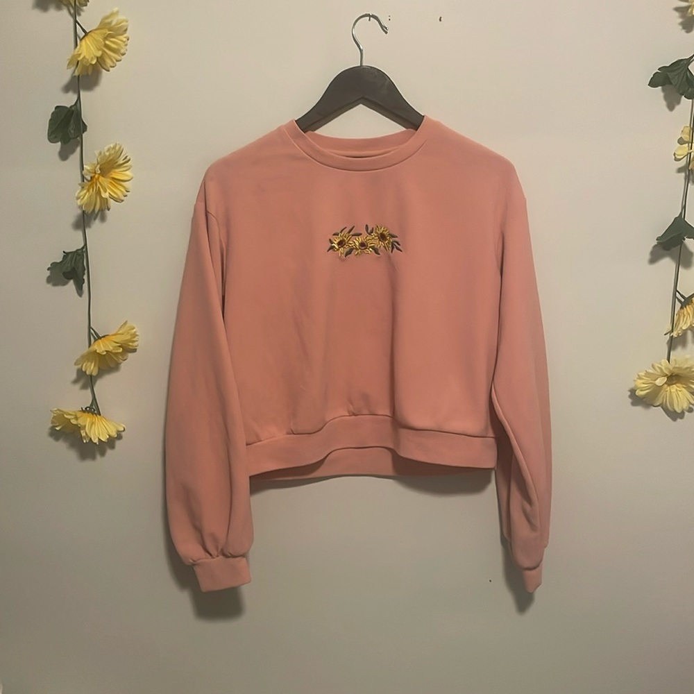 daisy crop sweater